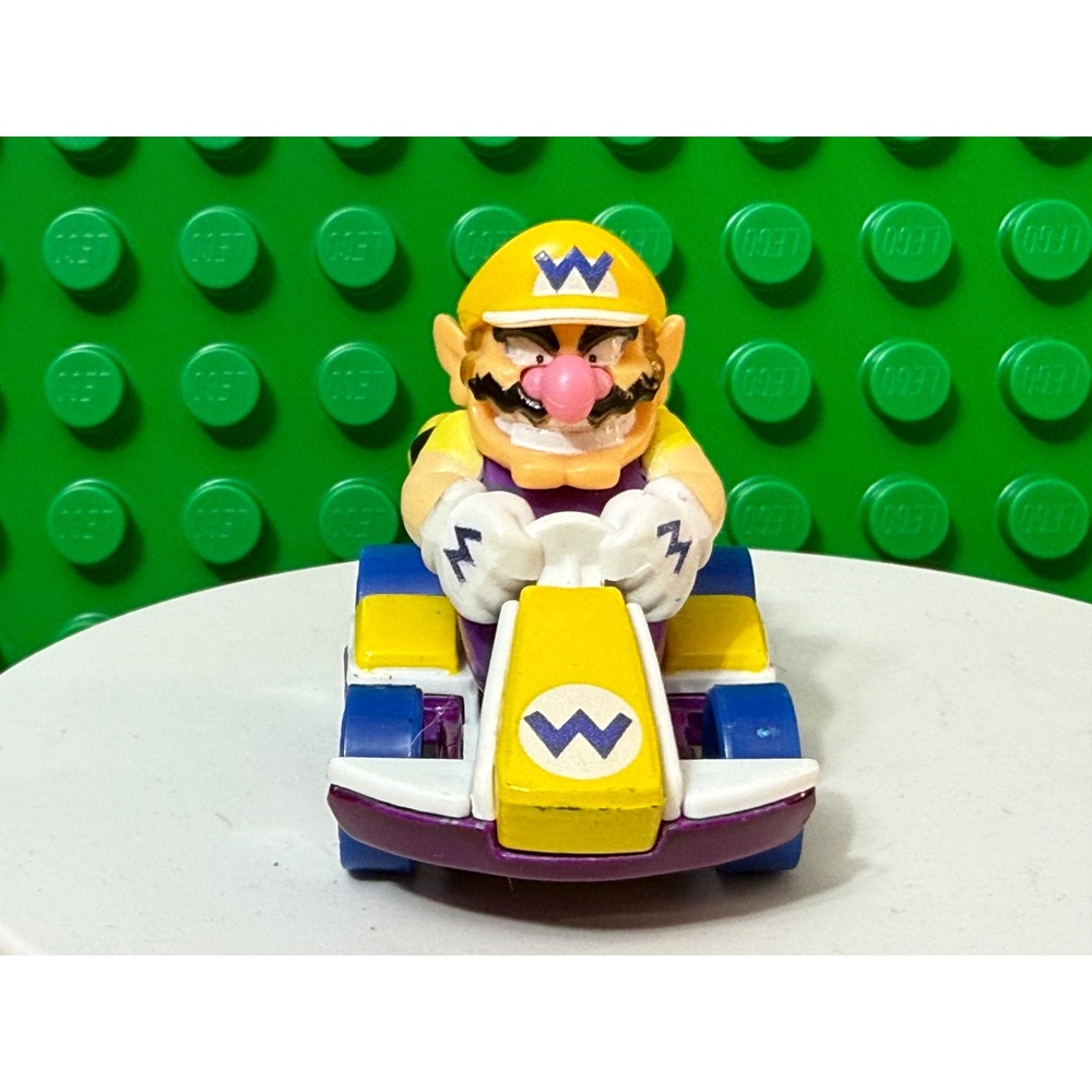 Hot Wheels Mario Kart Wario Standard Kart 2018 Mattel Diecast GBG26 Purple